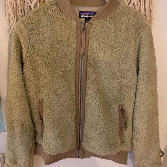 W’s size S Patagonia “El Cap Khaki” bomber jacket - Picture 1 of 4